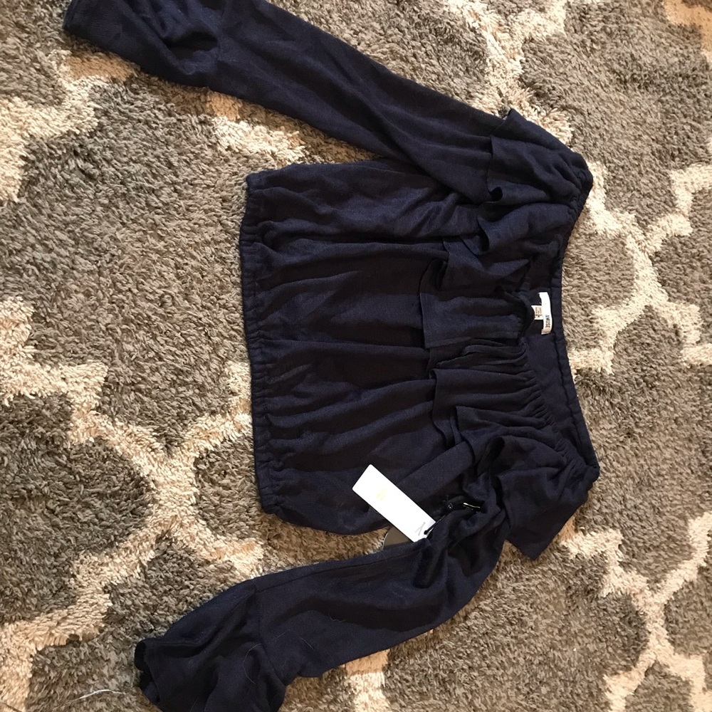 Long sleeve crop top
